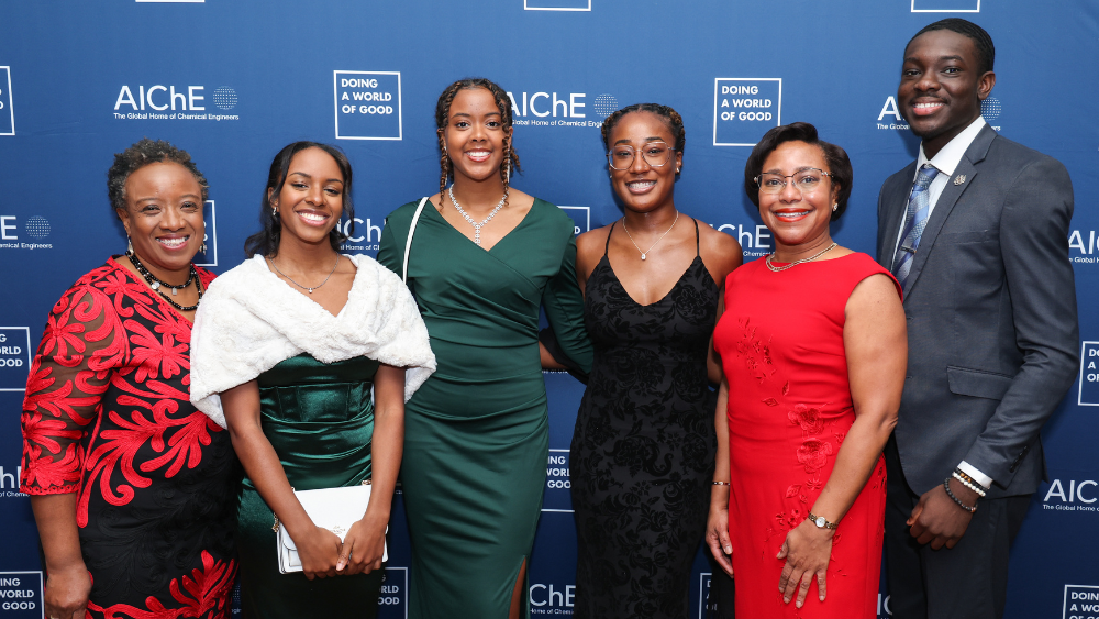 L to R: 2022 AIChE President Christine Grant; FOSSI Scholars Kaila White (NC A&T), Korin Murray (NC A&T), Courtney Young (Howard); Paula Hammond of MIT; and FOSSI Scholar Emmanuel Durojaye (Morgan State).  Photo Credit: Natural Expressions NY Photography
